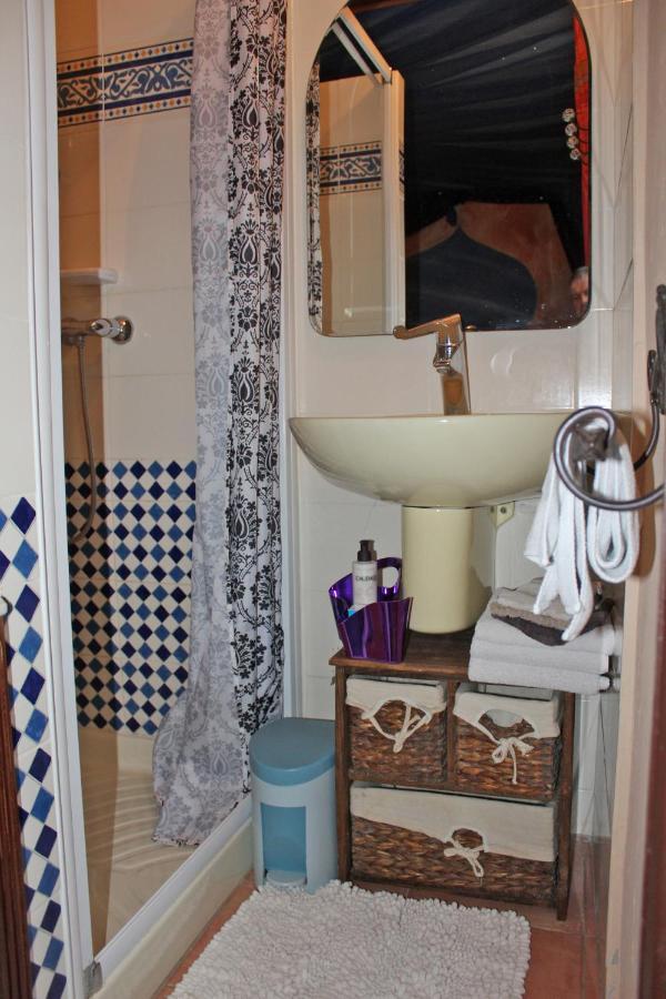 Chez Martine Et Bernard Bed & Breakfast Saint-Vincent-Sterlanges Luaran gambar