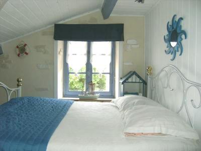 Chez Martine Et Bernard Bed & Breakfast Saint-Vincent-Sterlanges Luaran gambar